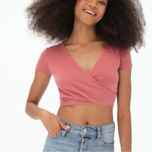 Me To We Essentials Women’s Peach Small Crop Top